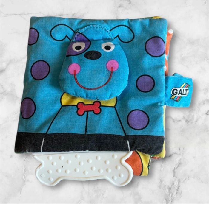 Livre d’éveil en tissus / animaux / Galt