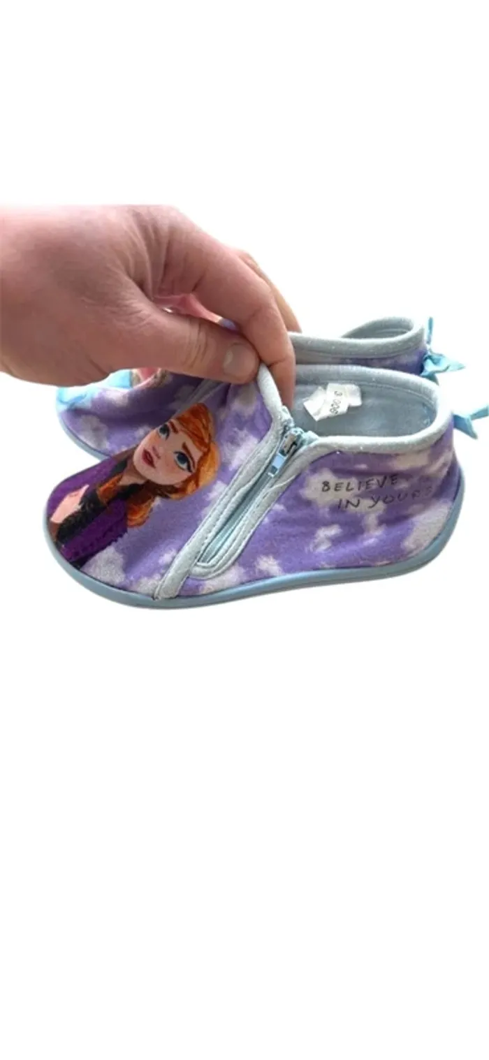 Chaussons la Reine des Neiges taille 27 - photo numéro 3