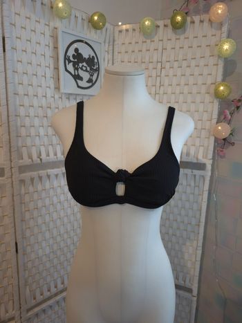 🖤 joli haut de maillot de bain noir nervuré united colors of benetton femme TM/ 38