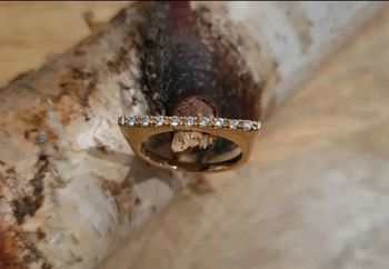 Bague fine fil carré plaqué or et oxydes de zirconium Taille 58