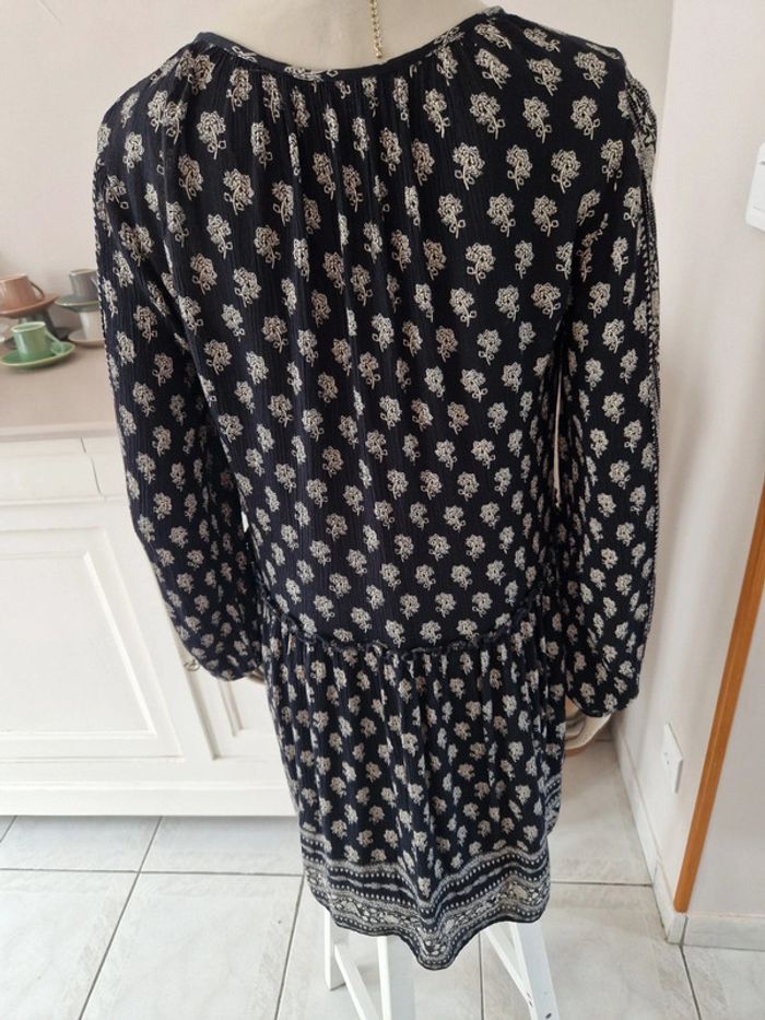 Robe demie saison Zara 🖤 - photo numéro 5