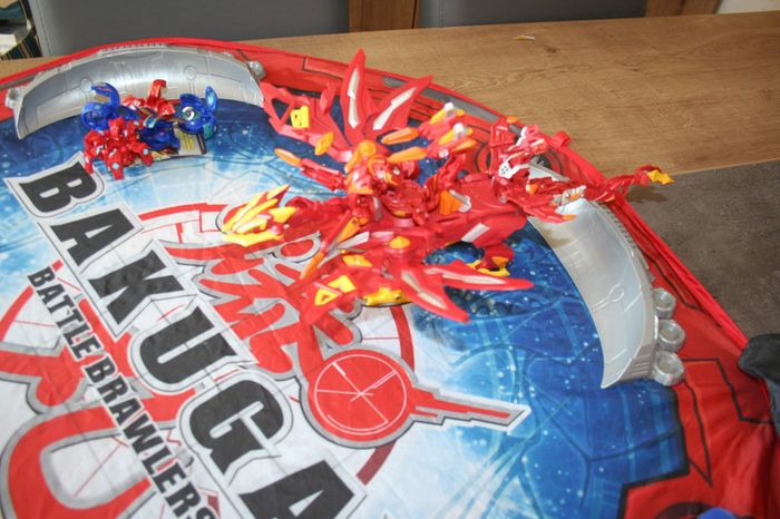 Lot Bakugan complet - photo numéro 2