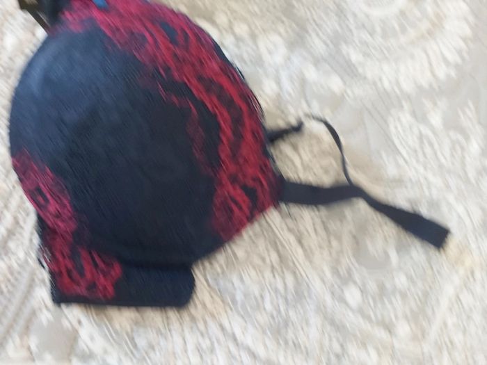 Soutien gorge femme. - photo numéro 2