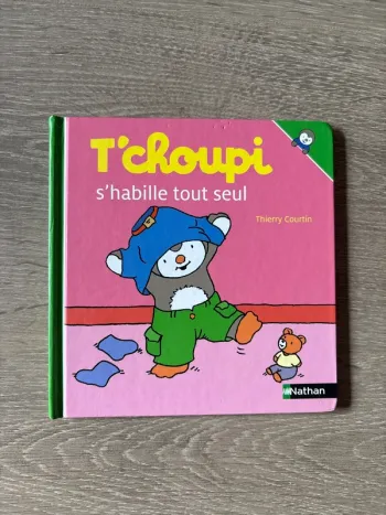 T'choupi s'habille tout seul