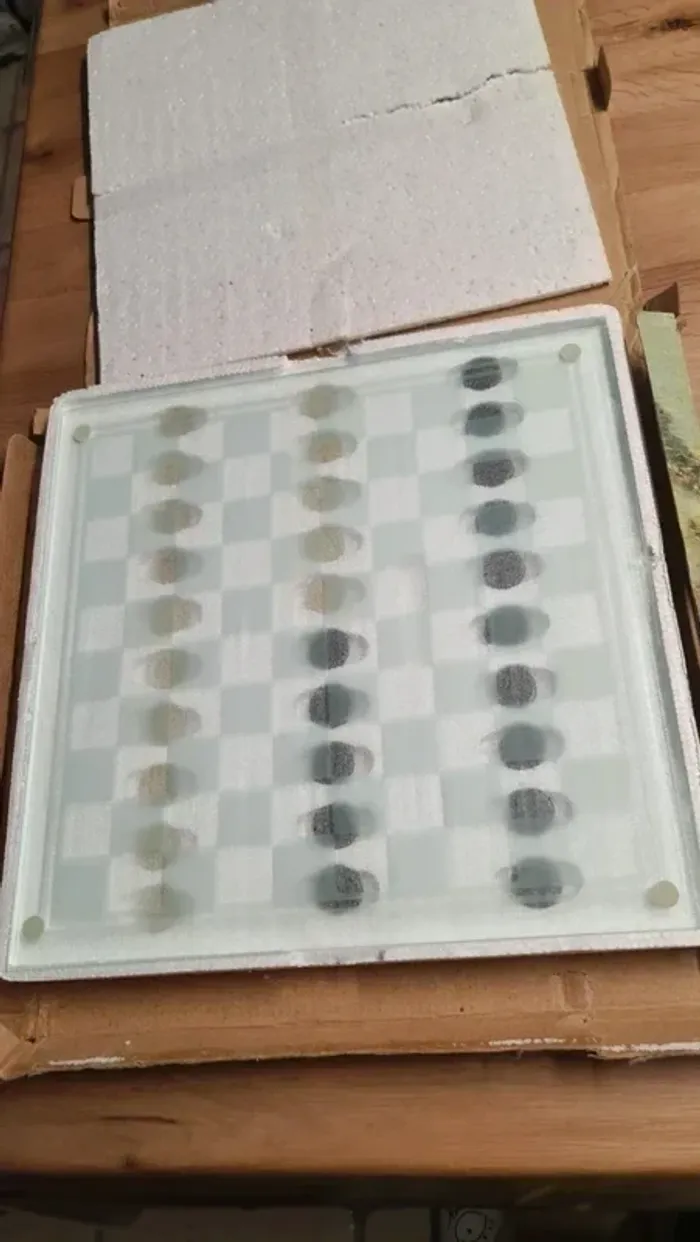 Proche du neuf grand Jeu De Dames En Verre, - photo numéro 4