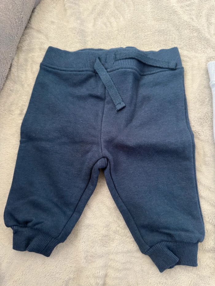 Lot de 2 pantalons - photo numéro 4