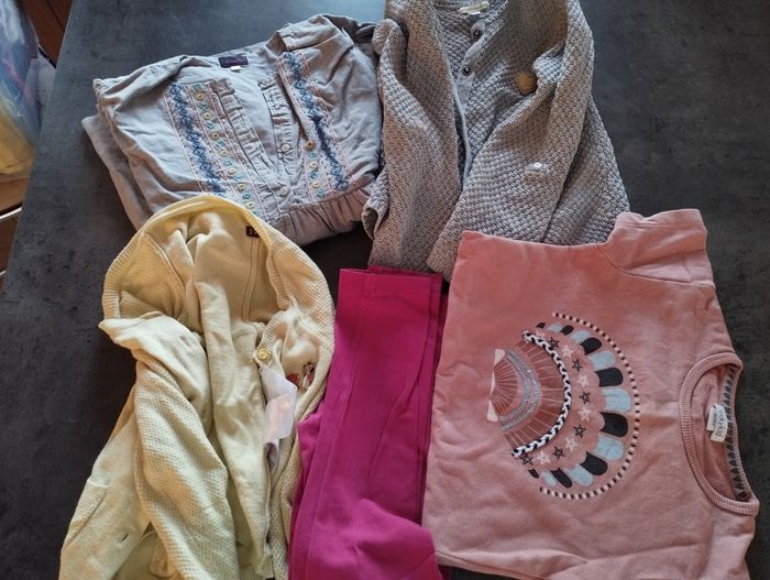 Lot vêtements fille 6 ans - photo numéro 7