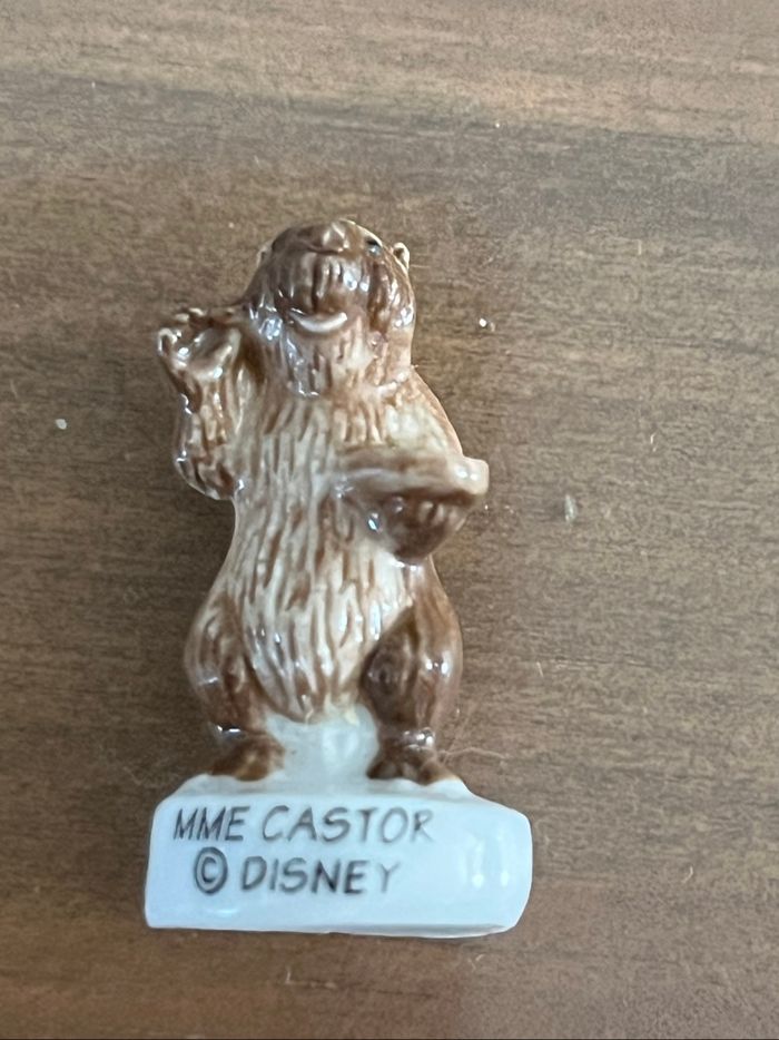 Fève Mme Castor Disney