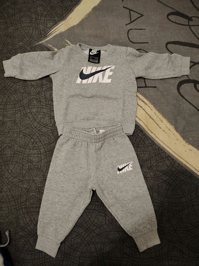 Ensemble Nike bébé
