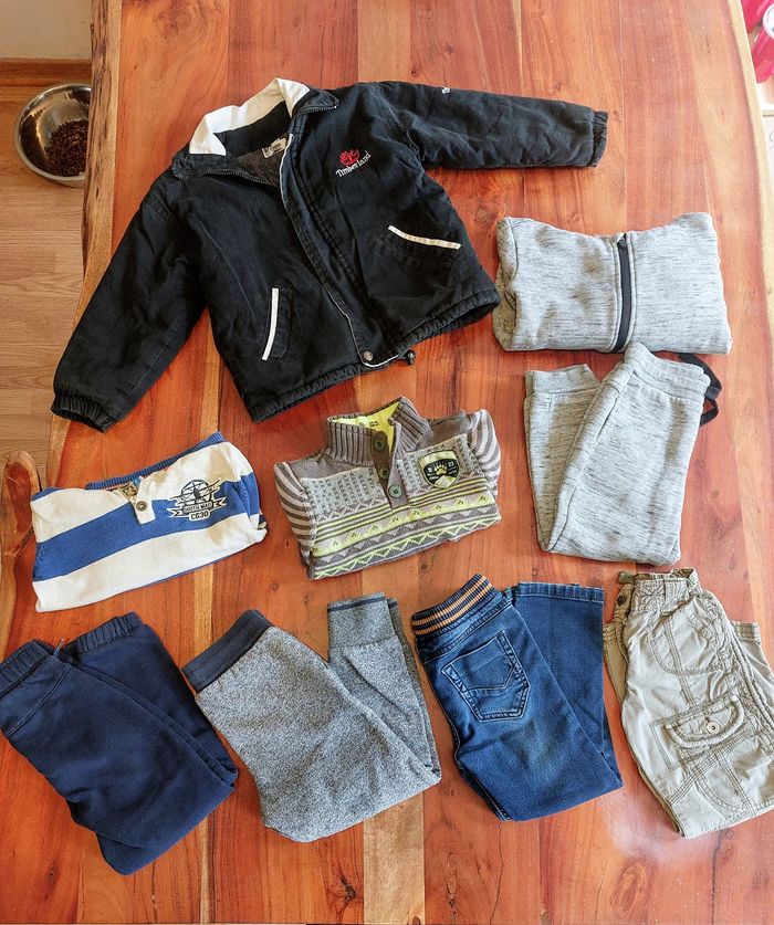 Lot de vêtements 5 ans hiver - photo numéro 2