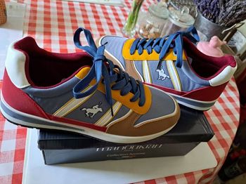 Sneakers manoukian
paris taille 44