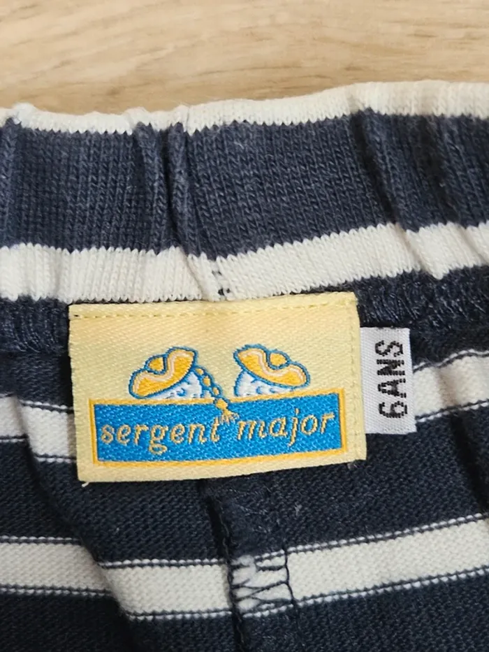 2 pantalons 6 ans - photo numéro 4