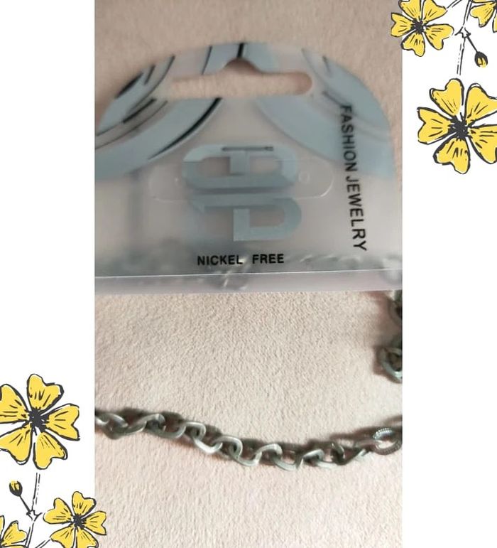 Collier fantaisie argenté et bleu – pendentif rond original - photo numéro 8