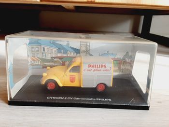Petite voiture Camionnette Philips 2 CV Les petits utilitaires français 1950 - 1960