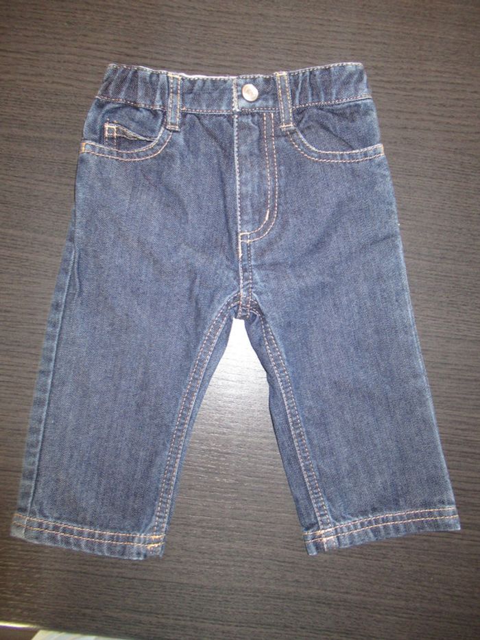 Pantalon jean's fille Petit Bateau 6 mois + don de vêtements