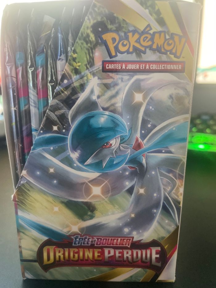 Display épée et bouclier origine perdue (36 boosters) - photo numéro 2