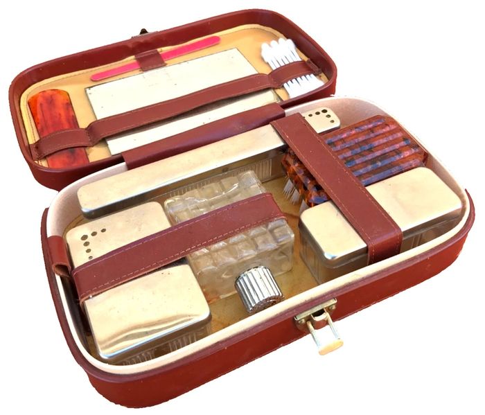 Années 1950 Trousse de toilette de voyage - photo numéro 1