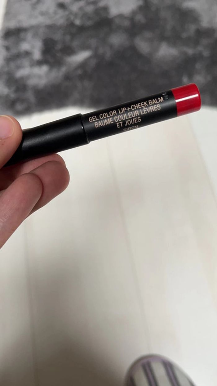 Nudestix baume couleur lèvres et joues - photo numéro 2
