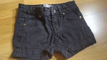 short fille 3 ans