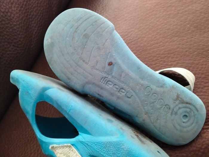 Claquettes turquoises Nabaiji 28/29 - photo numéro 5