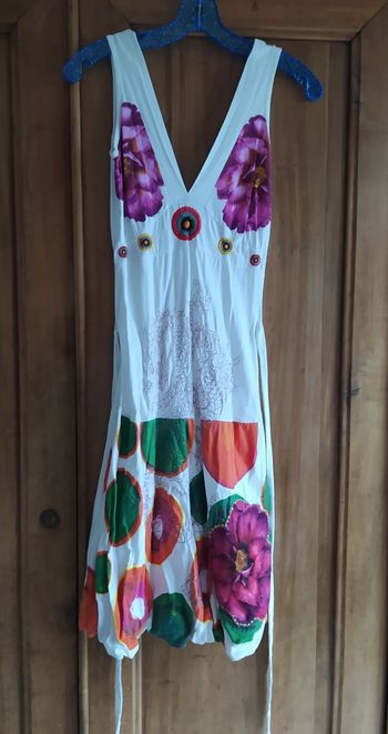 Robe Desigual taille XS.