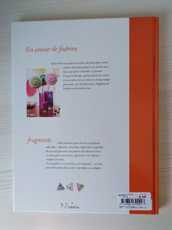 Livre loisir créatif un amour de feutrine - photo numéro 2