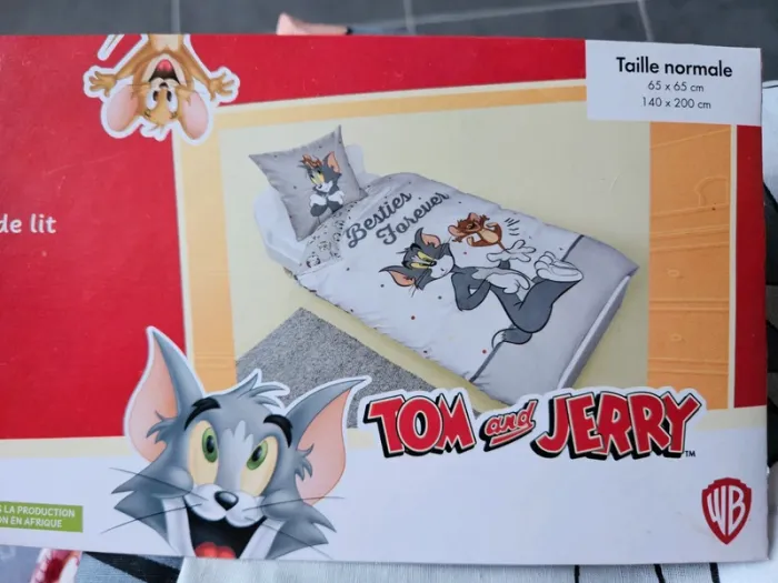 Parure de lit Tom et Jerry 140x200cm, Neuve, jamais mise - photo numéro 5