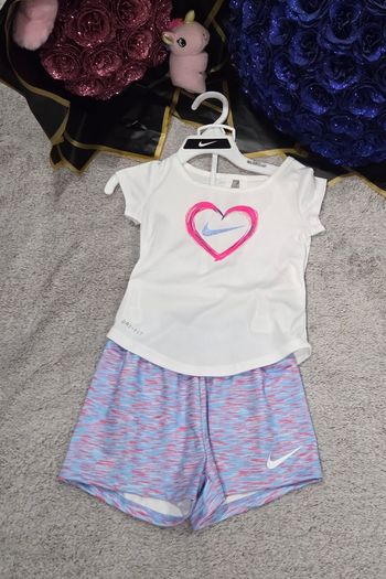 Ensemble Nike