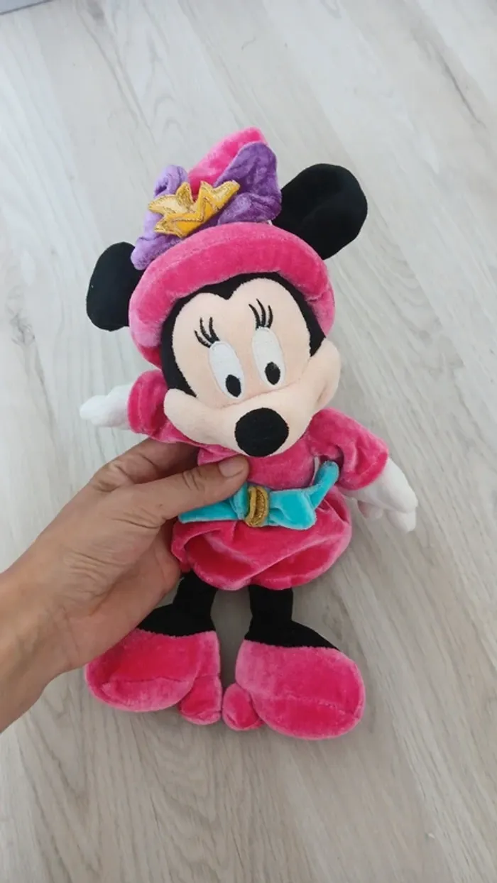 Peluche Minnie Disneyland - photo numéro 2