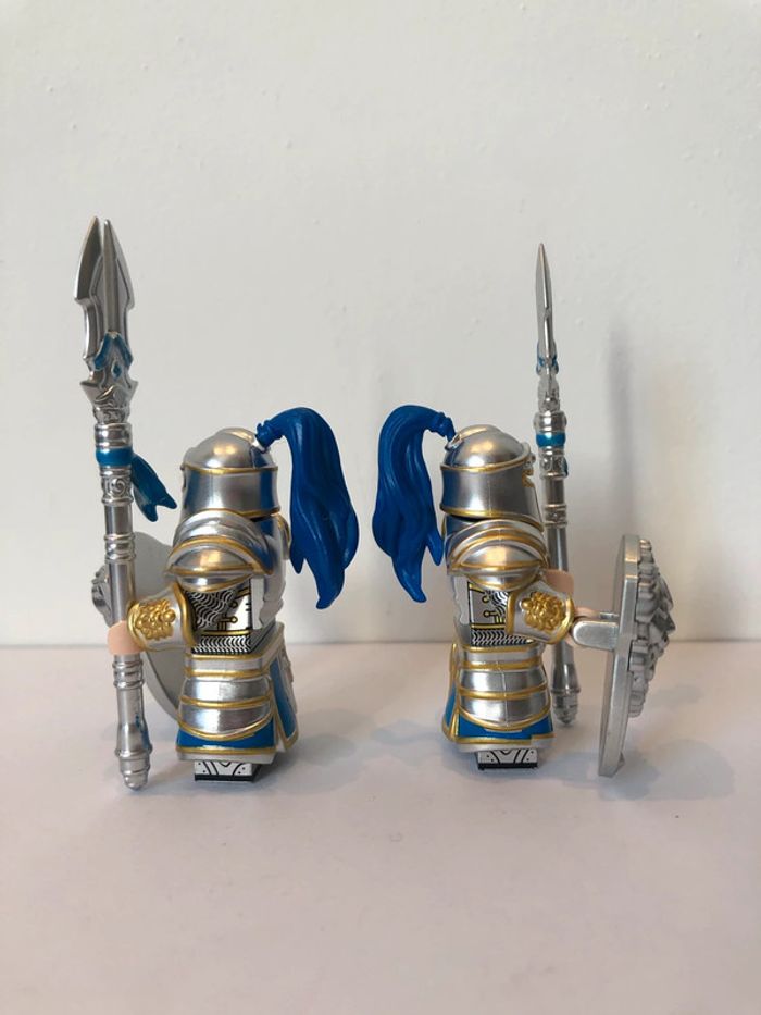 Figurine type lego 2 soldats humains. world of Warcraft - photo numéro 2