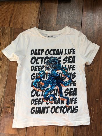 T-shirt Kiabi 6 ans à paillettes