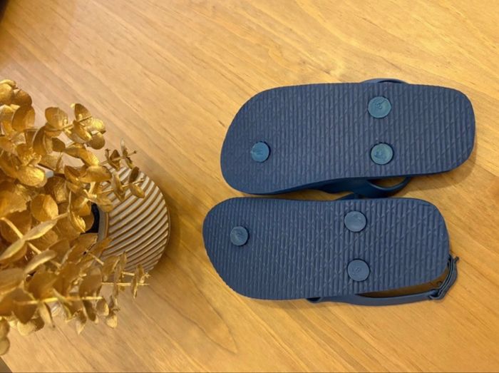 Tong Taille 28 - photo numéro 2