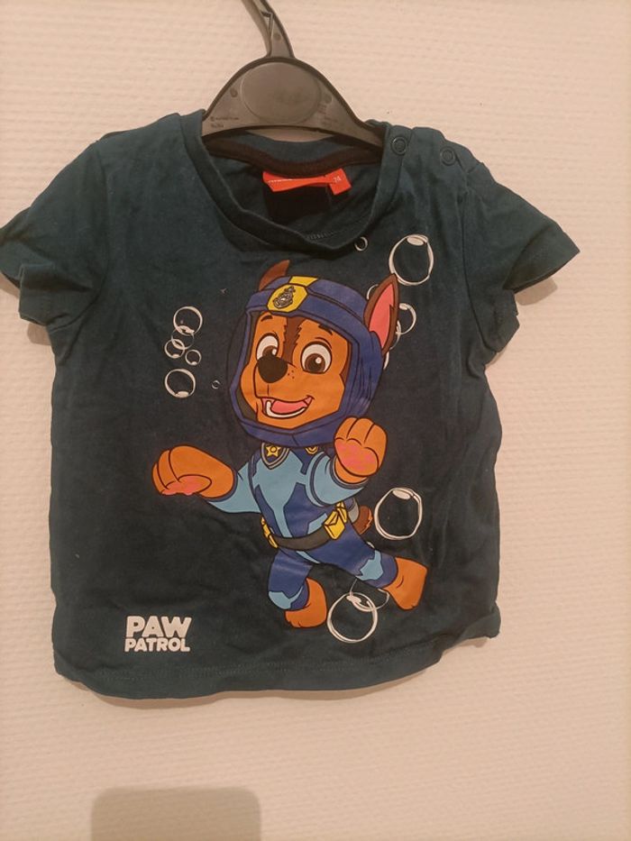 Lot de 2 t-shirts neufs – Taille 6 mois – Disney & Nickelodeon