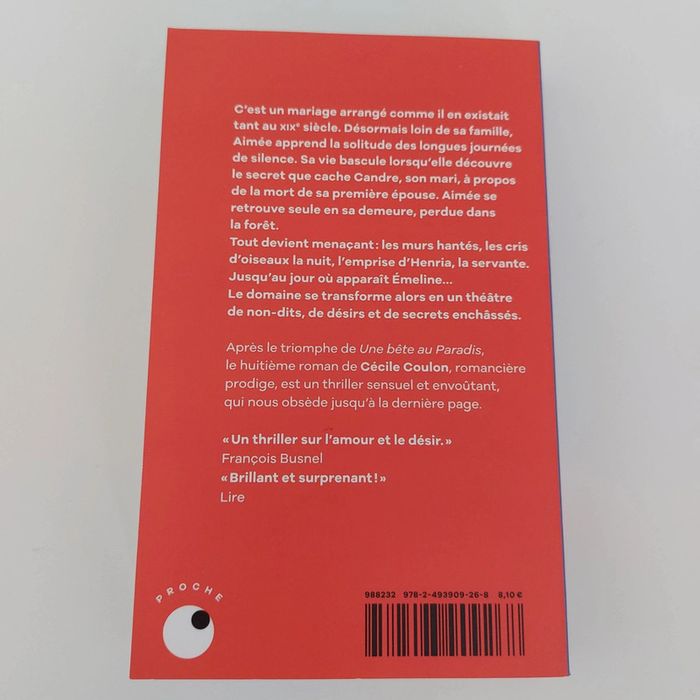 Livre - Seule en sa demeure - photo numéro 2