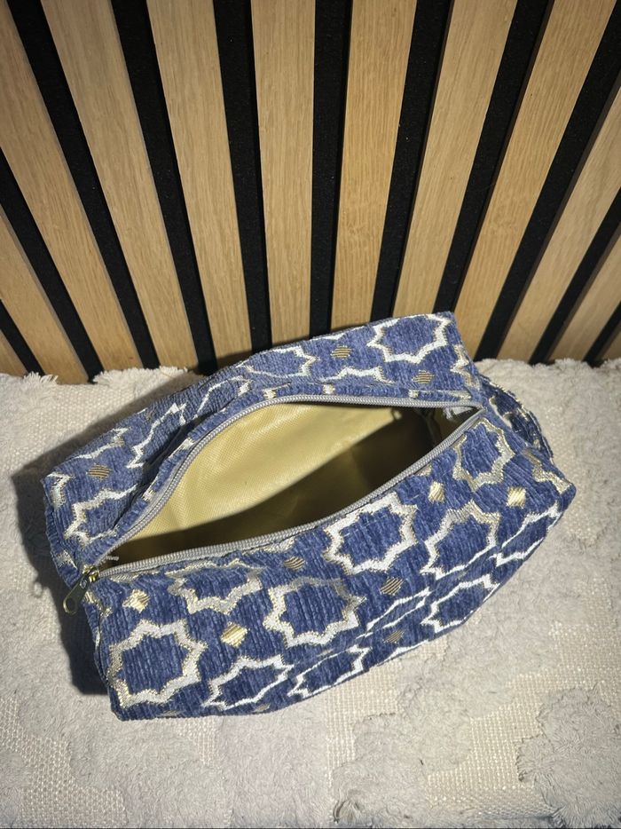 Trousse de toilette ou autre - photo numéro 4
