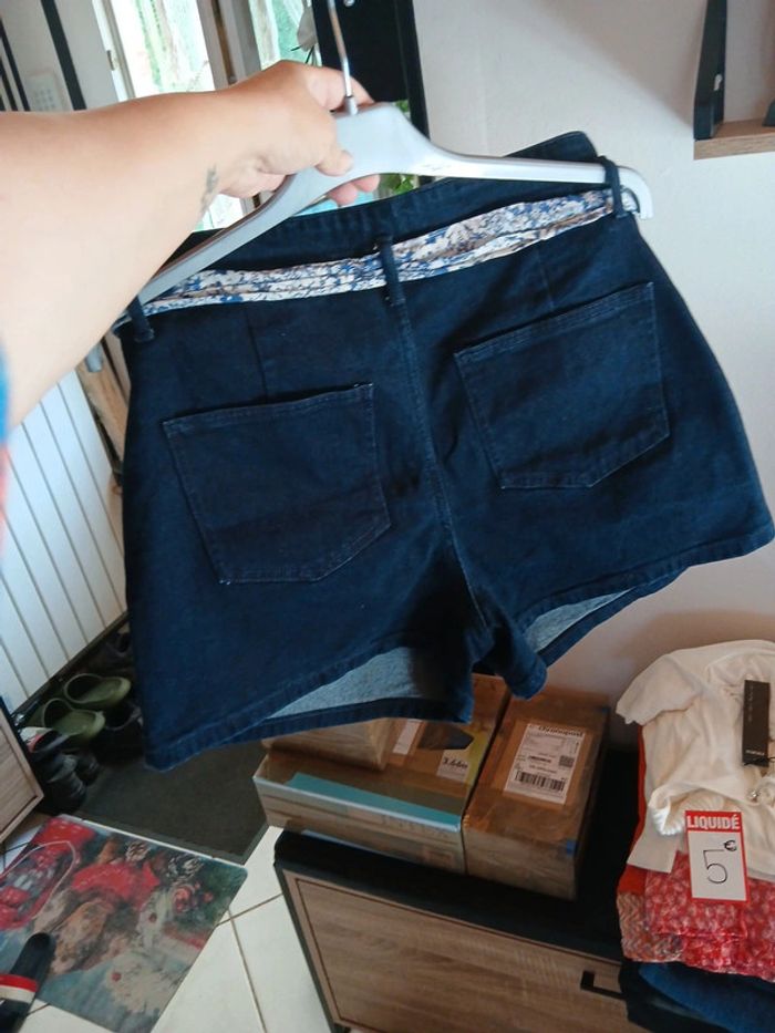 Short kiabi taille haute 42 - photo numéro 5