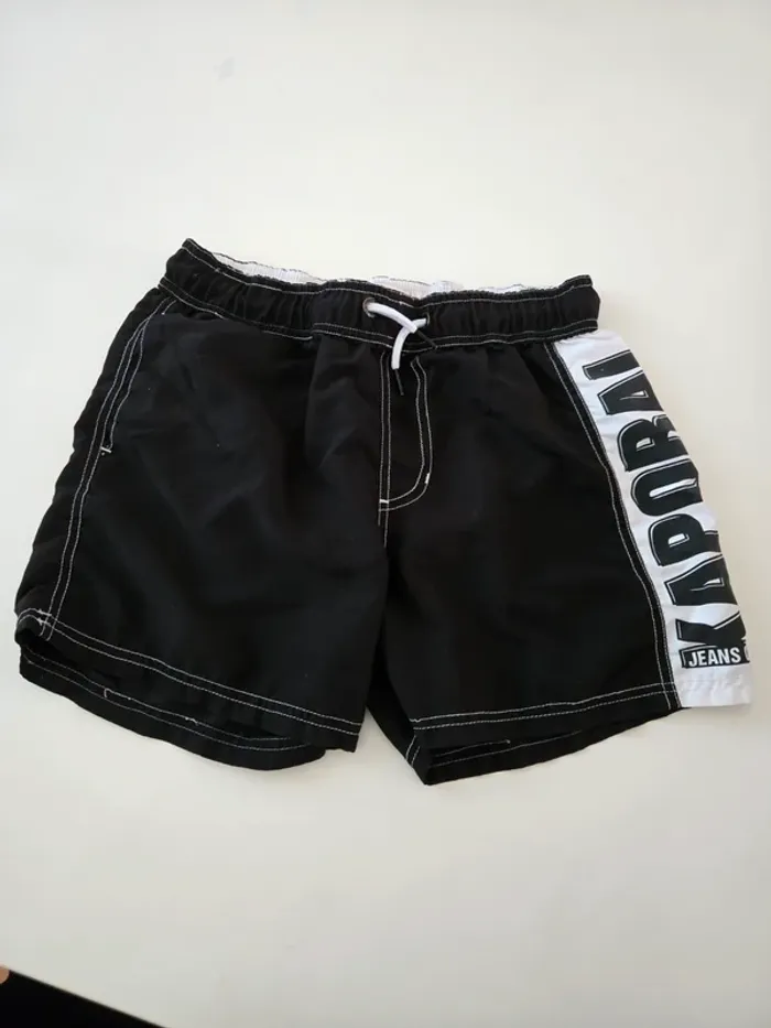 Short de bain.