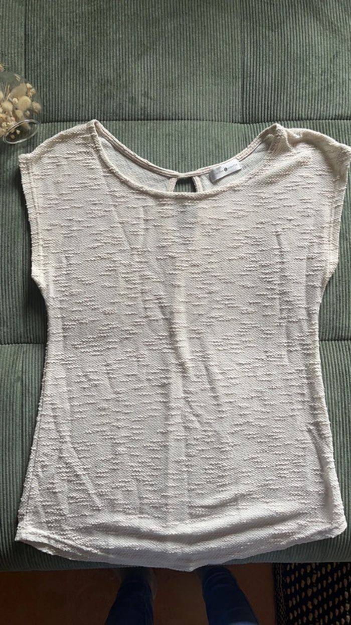 TEE shirt cache cache - photo numéro 3