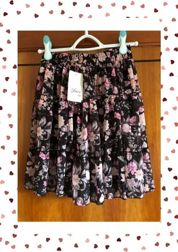 Jupe courte fleurie taille unique