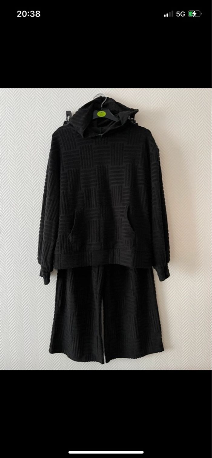 Ensemble noir - photo numéro 5