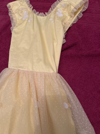 Robe jaune motifs blanc 