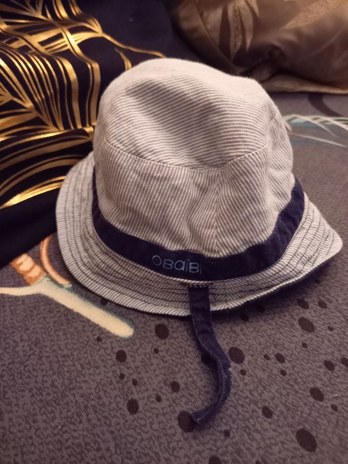 Chapeau réversible bleu marine 3/6 mois