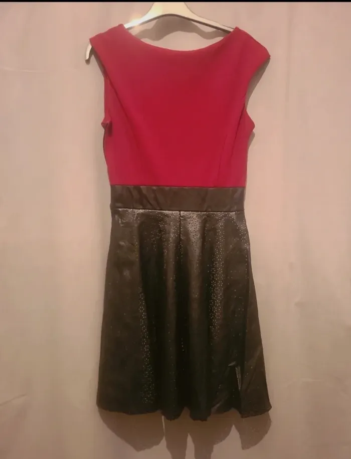 Robe rouge - photo numéro 2
