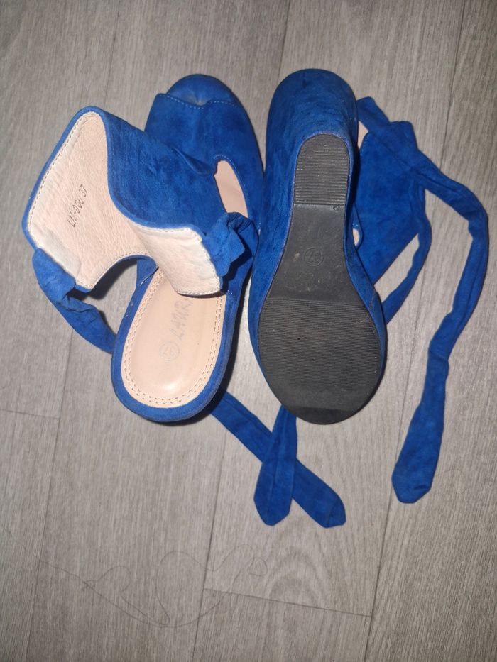 Chaussures à talon compensé - photo numéro 4