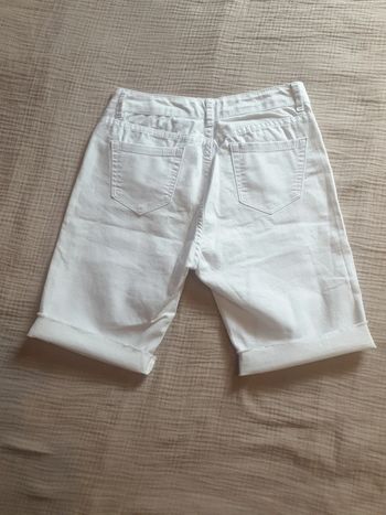 Short blanc tissu léger