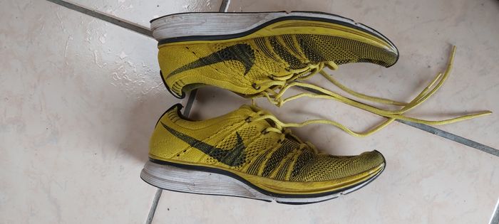 Basket Nike flyknit trainer pointure 5.5 - photo numéro 5