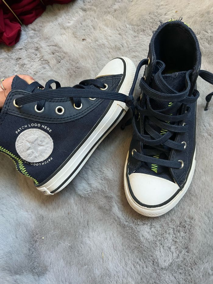 Converse enfant taille 28,5