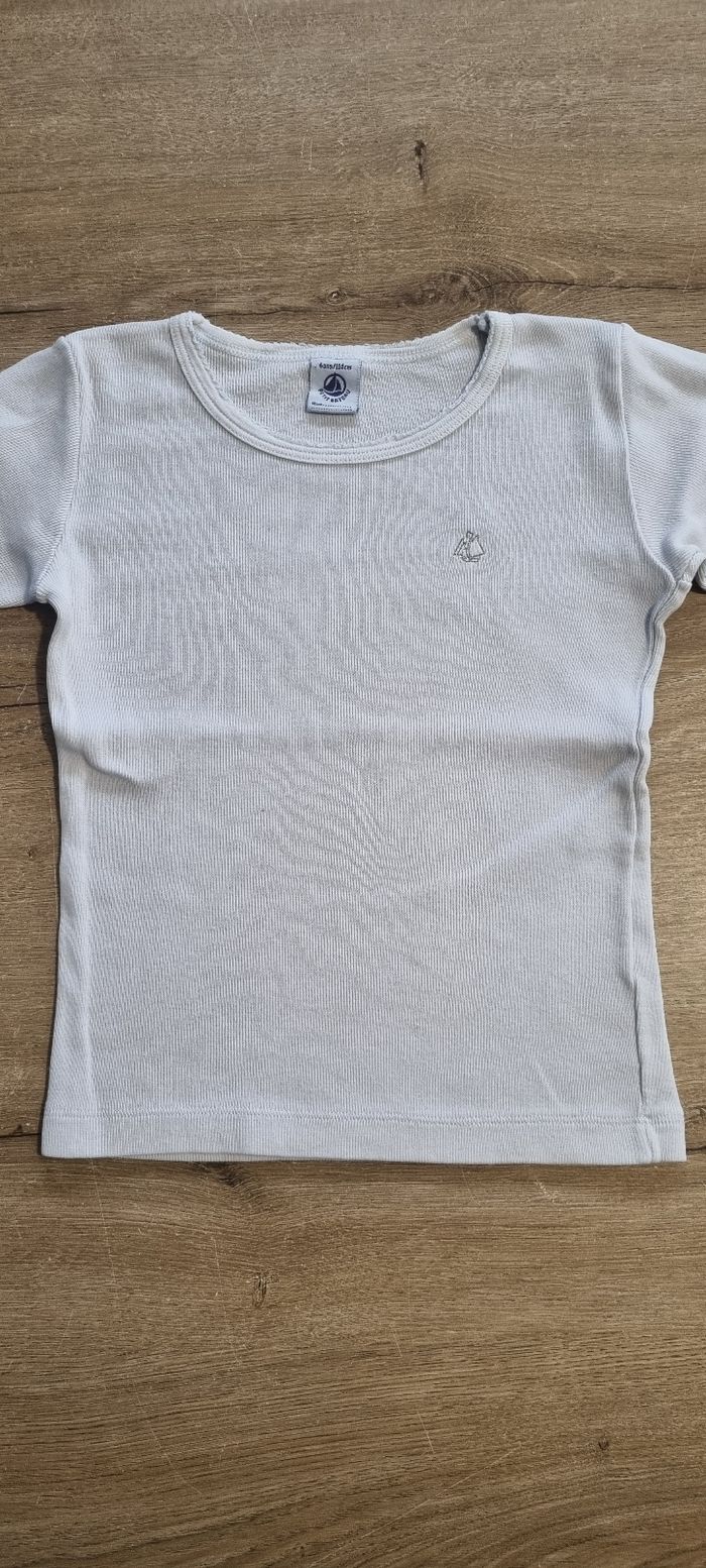 Lot t-shirts Petit Bateau 6 ans - photo numéro 3