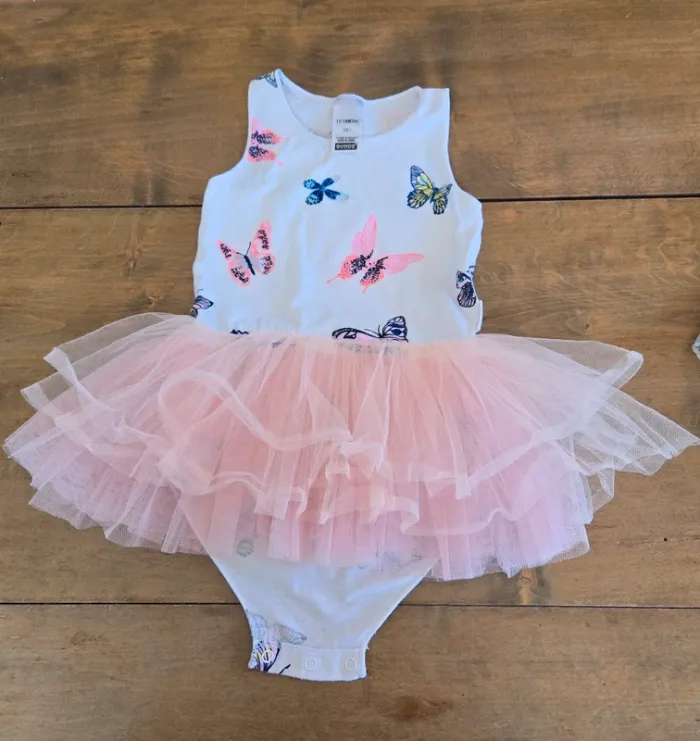 Lot 2 bodies Bonds tutu 12-18 mois fille - photo numéro 2
