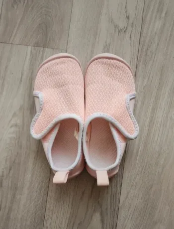 Chaussons de gym souple decathlon T24